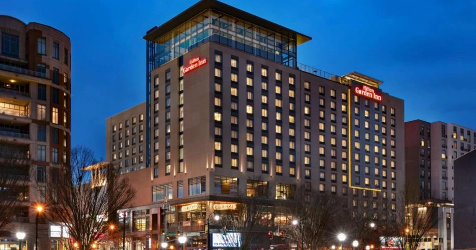 Game Day Ready: Hotels Walking Distance to Mercedes Benz Stadium