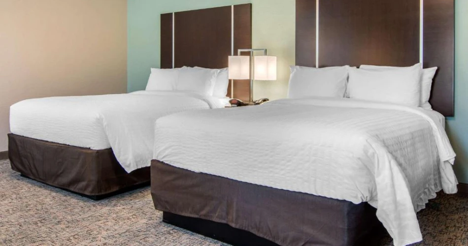 Game Day Ready: Hotels Walking Distance to Mercedes Benz Stadium