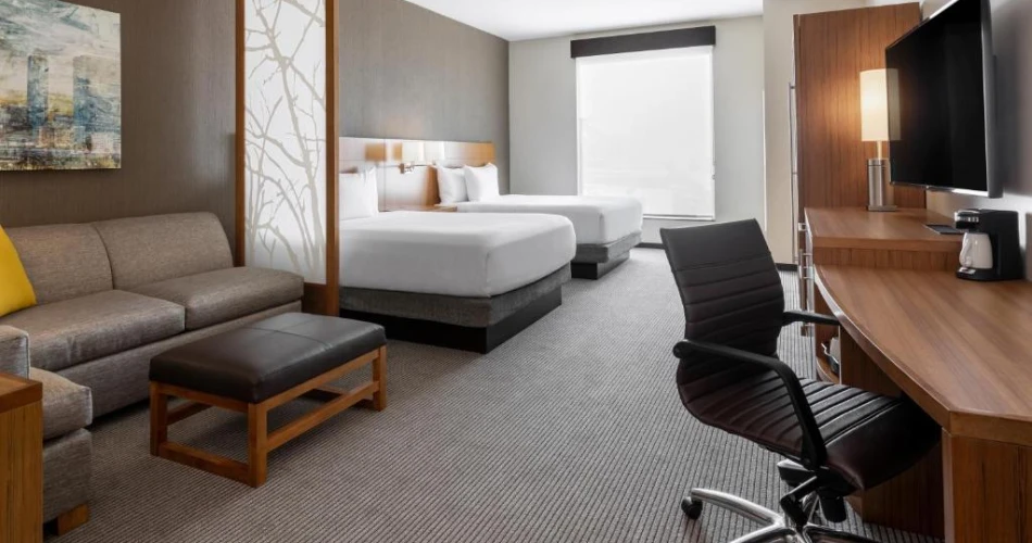 Game Day Ready: Hotels Walking Distance to Mercedes Benz Stadium