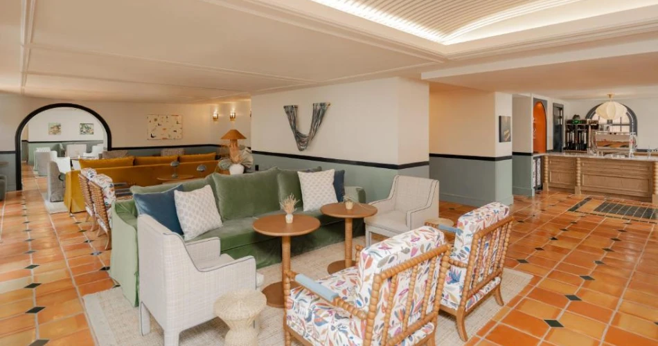 Explore Atlanta’s Vibrant Heart: Where to Stay Near Mercedes-Benz Stadium