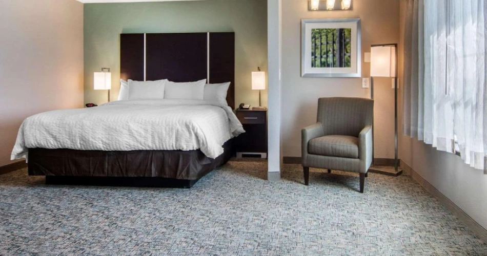 Find Your Perfect Stay: Hotels Near Mercedes-Benz Stadium in Atlanta
