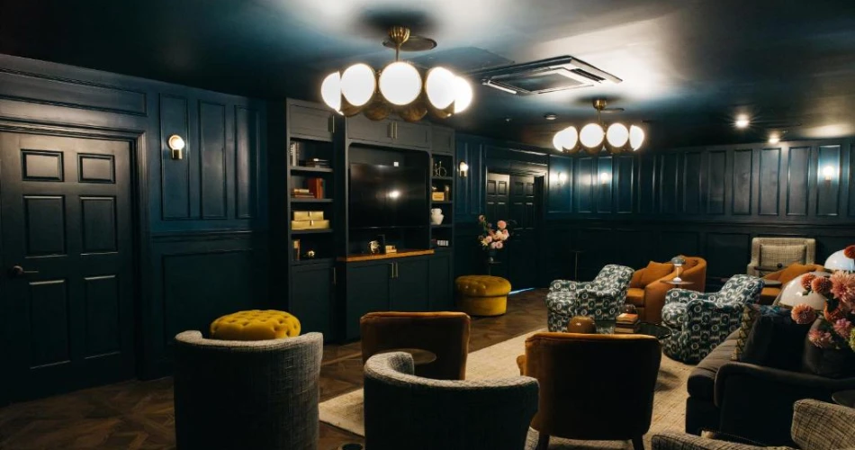 Charming Places to Stay Near Mercedes-Benz Stadium, Atlanta: Where Comfort Meets Convenience