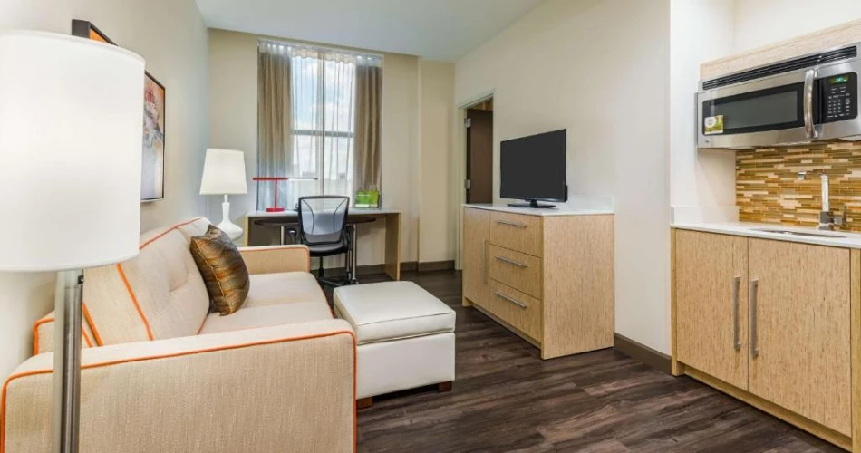 Luxury and Convenience: Hotels Just Steps from Mercedes-Benz Stadium in Atlanta