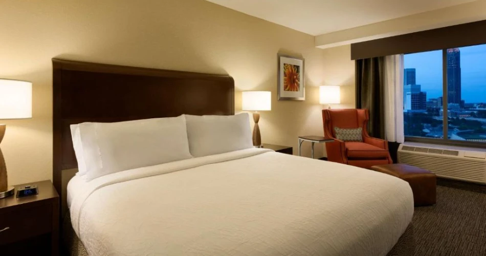 Luxury and Convenience: Hotels Just Steps from Mercedes-Benz Stadium in Atlanta