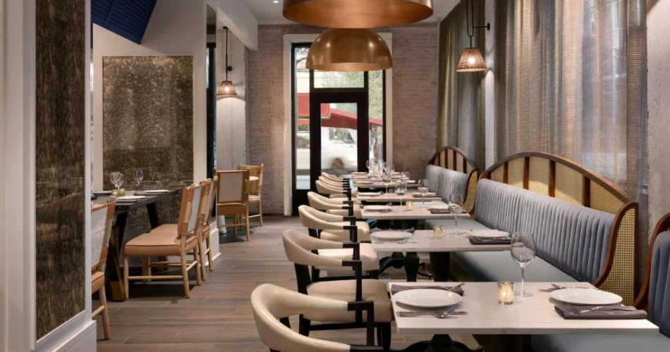 Ultimate Convenience: Hotels Just Steps Away from Mercedes-Benz Stadium